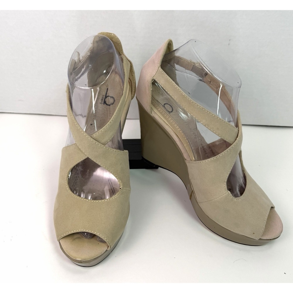 Bakers Womens 6 Beige Wedge Sandals Peep Toe Platform Ankle Strap Neutral Heels